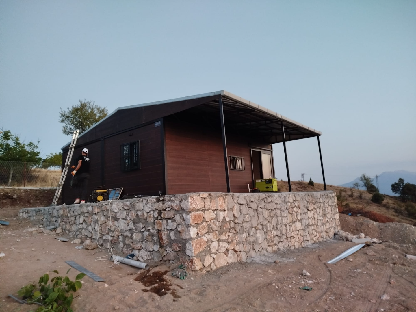 Denizli – Konteyner Birleşim ve Çatı Montajı